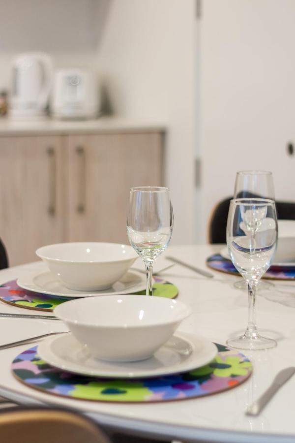 Stylish Home In The Heart Of Christchurch 2 Bed מראה חיצוני תמונה